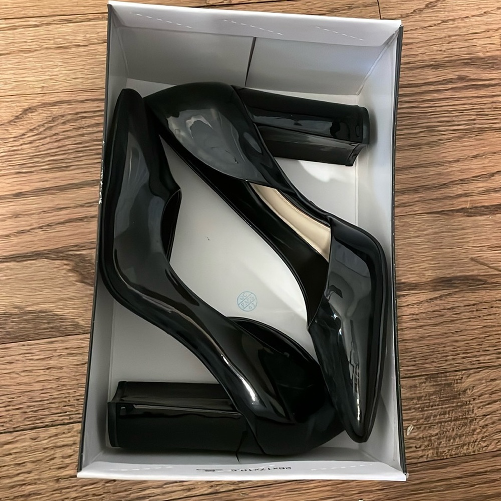 Black Nine West Pumps